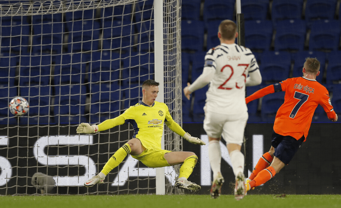  德甲新军斯图加特爆冷击败传统豪强引关注